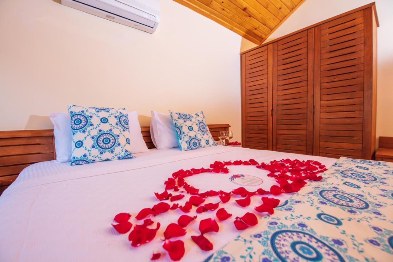 The Bay Beach Club Фетхие Экстерьер фото